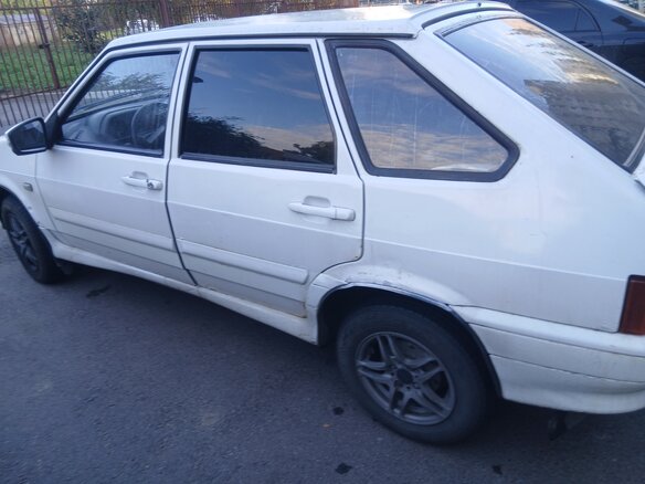 2010 Lada (ВАЗ) 2114, белый, 195000 рублей - вид 3
