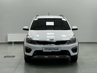 2019 Kia Rio X-Line IV, белый, 1370000 рублей, вид 4