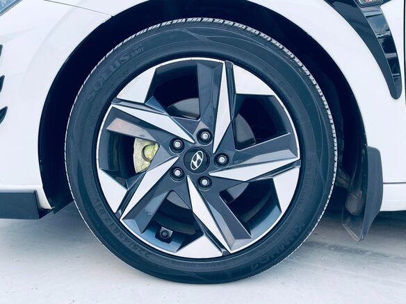 2022 Hyundai Elantra VII (CN7), белый, 1690000 рублей - вид 16