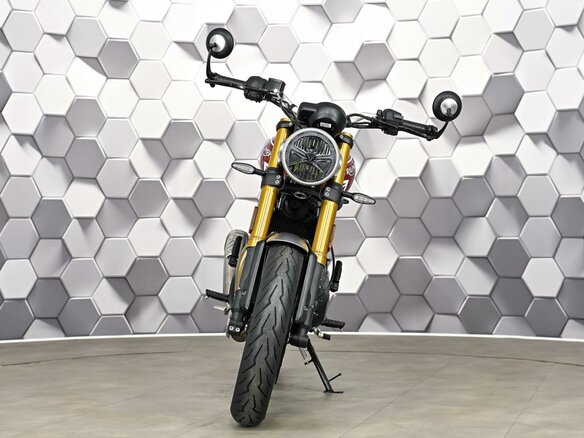2023 Triumph Speed 400, красный, 625000 рублей - вид 4