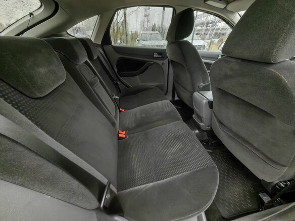 2008 Ford Focus II Рестайлинг, чёрный, 469000 рублей - вид 12