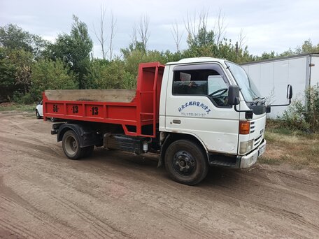 1990 Mazda Titan, белый, 870000 рублей, вид 1