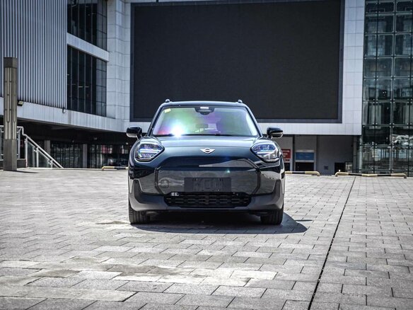 2024 Mini Aceman E, серый, 4990000 рублей - вид 7