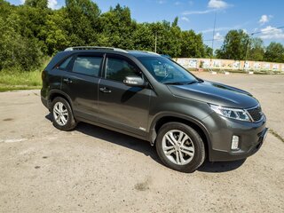 2020 Kia Sorento II Рестайлинг, серый, 2900000 рублей, вид 2