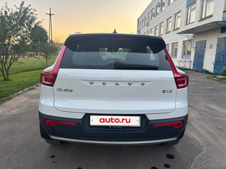 2021 Volvo XC40 I, белый, 3050000 рублей, вид 5