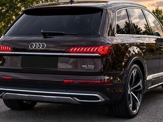 2021 Audi Q7 45 TDI II (4M) Рестайлинг, коричневый, 6500000 рублей, вид 2