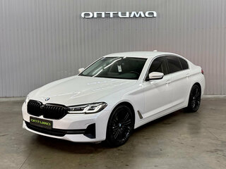 2021 BMW 5 серии 520d xDrive VII (G30/G31/G38) Рестайлинг, белый, 3977000 рублей, вид 1