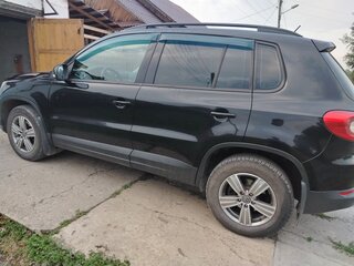 2010 Volkswagen Tiguan I, чёрный, 995000 рублей, вид 4