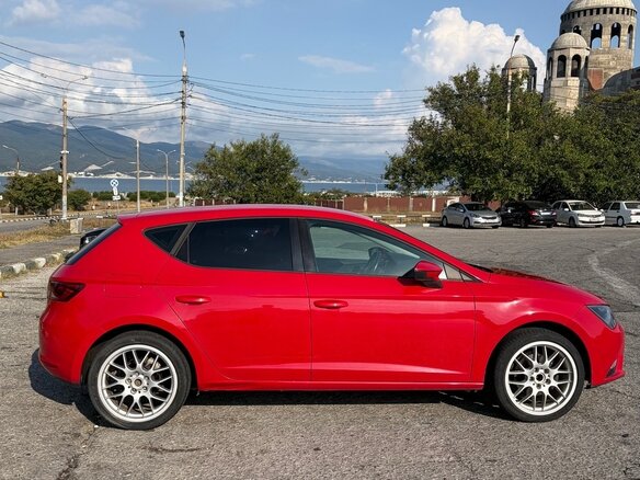 2013 SEAT Leon III, красный, 950000 рублей - вид 6