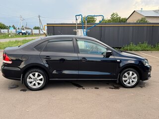 2016 Volkswagen Polo V Рестайлинг, чёрный, 1150000 рублей, вид 5