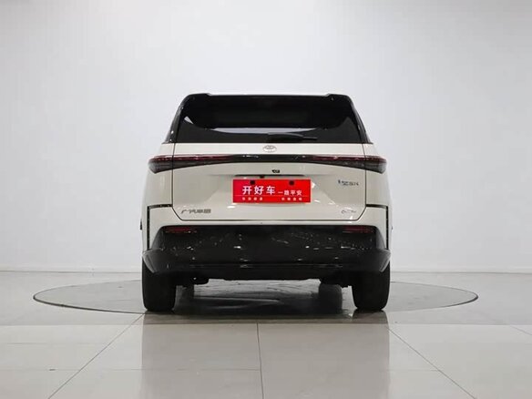 2026 Toyota bZ3X 50 kWh, белый, 2095111 рублей - вид 4