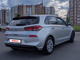 2020 Hyundai i30 III Рестайлинг, серебристый, 1280000 рублей, вид 5