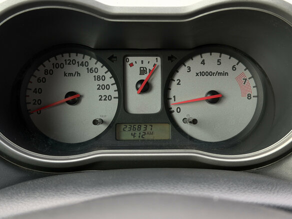 2007 Nissan Note I, серый, 540000 рублей - вид 10