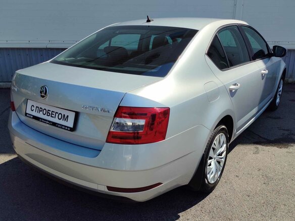 2019 Skoda Octavia III (A7) Рестайлинг, серебристый - вид 5