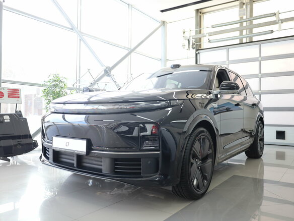 2026 Li Auto (Lixiang) L7 52.3 kWh I Рестайлинг, чёрный, 10690000 рублей - вид 2