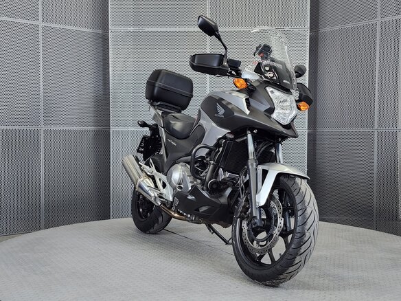 2013 Honda NC 700X, серебристый, 649000 рублей - вид 2
