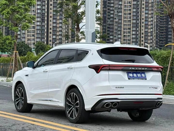 2022 Jetour X70+ I, белый, 1350000 рублей - вид 5