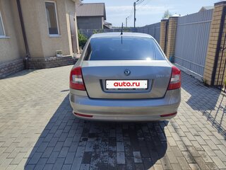 2011 Skoda Octavia II (A5) Рестайлинг, серый, 800000 рублей, вид 4