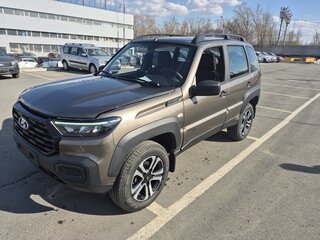 2026 Lada (ВАЗ) Niva Travel I Рестайлинг, коричневый, 1737000 рублей, вид 1