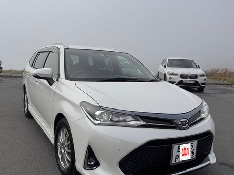 2017 Toyota Corolla Fielder XI (E160, E170) Рестайлинг 2, белый, 1490000 рублей, вид 2