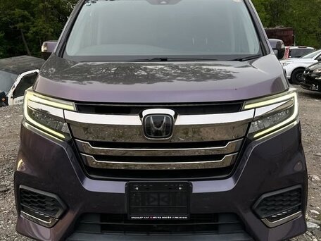 2021 Honda Stepwgn Spada V Рестайлинг, серый, 1930000 рублей, вид 3