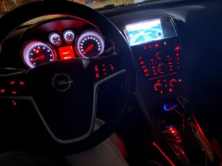2010 Opel Astra J, красный, 540000 рублей, вид 5