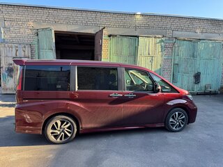 2017 Honda Stepwgn Spada V, красный, 2300000 рублей, вид 4