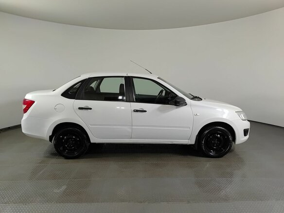 2017 Lada (ВАЗ) Granta I, белый - вид 3