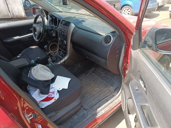 2010 Suzuki Grand Vitara II Рестайлинг, красный, 600000 рублей - вид 9