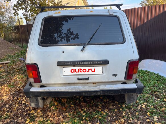1999 Lada (ВАЗ) 2121 (4x4) I Рестайлинг, белый, 165000 рублей - вид 2