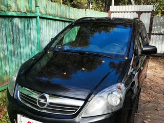 2012 Opel Zafira B Рестайлинг, чёрный, 615000 рублей, вид 4
