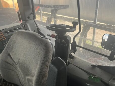 2011 Valtra T194, красный, 5700000 рублей, вид 4