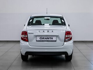 2026 Lada (ВАЗ) Granta I Рестайлинг, белый, 1063000 рублей, вид 5