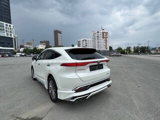 2021 Toyota Harrier IV (XU80), белый, 4999999 рублей, вид 4