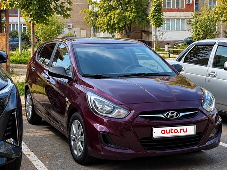 2011 Hyundai Solaris I, фиолетовый, 690000 рублей, вид 3