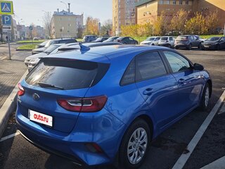2018 Kia Ceed III, синий, 1510000 рублей, вид 4