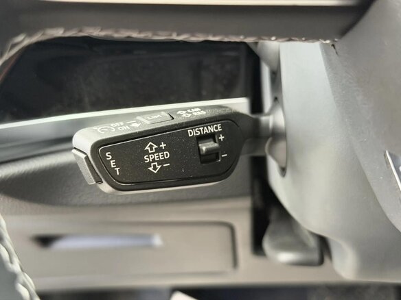 2026 Audi Q3 35 TFSI II (F3), серый, 3850000 рублей - вид 9