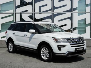 2018 Ford Explorer V Рестайлинг 2, белый, 4070000 рублей, вид 1