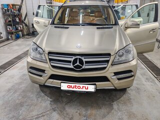 2011 Mercedes-Benz GL-Класс 350 I (X164) Рестайлинг, бежевый, 1800000 рублей, вид 2