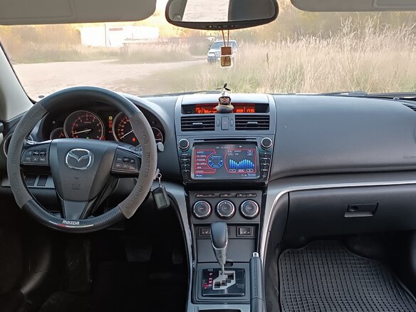 2011 Mazda 6 II (GH) Рестайлинг, белый, 1100000 рублей - вид 9