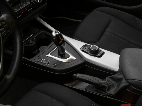 2017 BMW 1 серии 118i II (F20/F21) Рестайлинг 2, белый, 1930000 рублей - вид 13