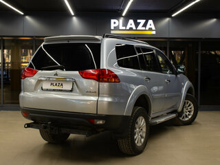2013 Mitsubishi Pajero Sport II Рестайлинг, серебристый, 1699000 рублей, вид 4