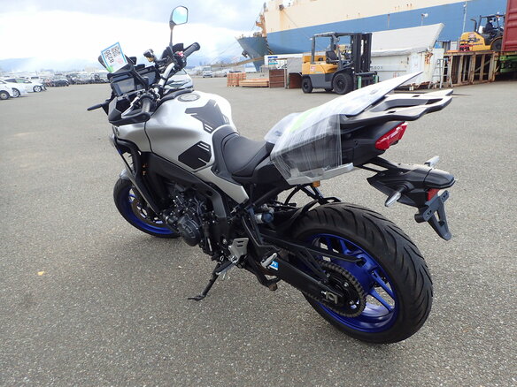 2021 Yamaha MT-09 Tracer (FJ-09), серый, 1219000 рублей - вид 16