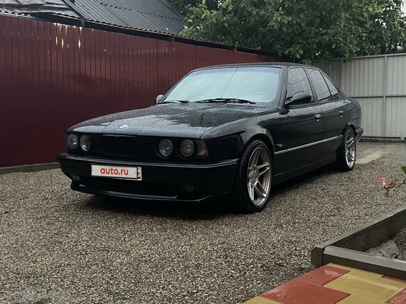 1991 BMW 5 серии 525i III (E34), чёрный - вид 2