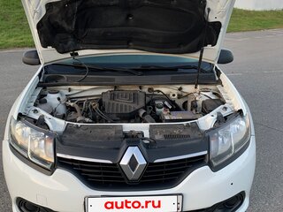 2017 Renault Logan II, белый, 519000 рублей, вид 3