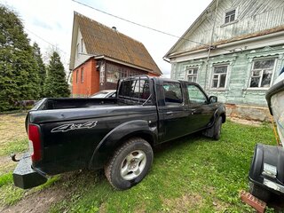 2008 Nissan NP300, чёрный, 900000 рублей, вид 4