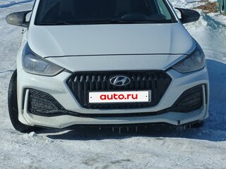 2018 Hyundai Solaris II, белый, 1200000 рублей, вид 5
