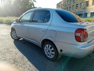 2001 Toyota Platz, серый, 400000 рублей, вид 5
