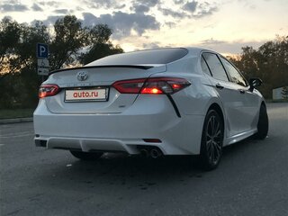 2017 Toyota Camry US Market VIII (XV70), белый, 2565000 рублей, вид 5