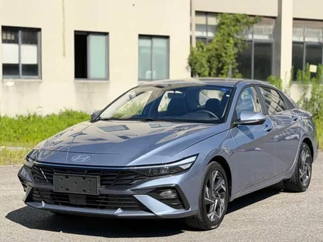 2026 Hyundai Elantra VII (CN7) Рестайлинг, серый, 1999999 рублей, вид 1